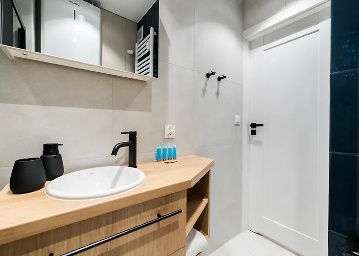 Krakowska Downtown Deluxe By Bookinghost شقة